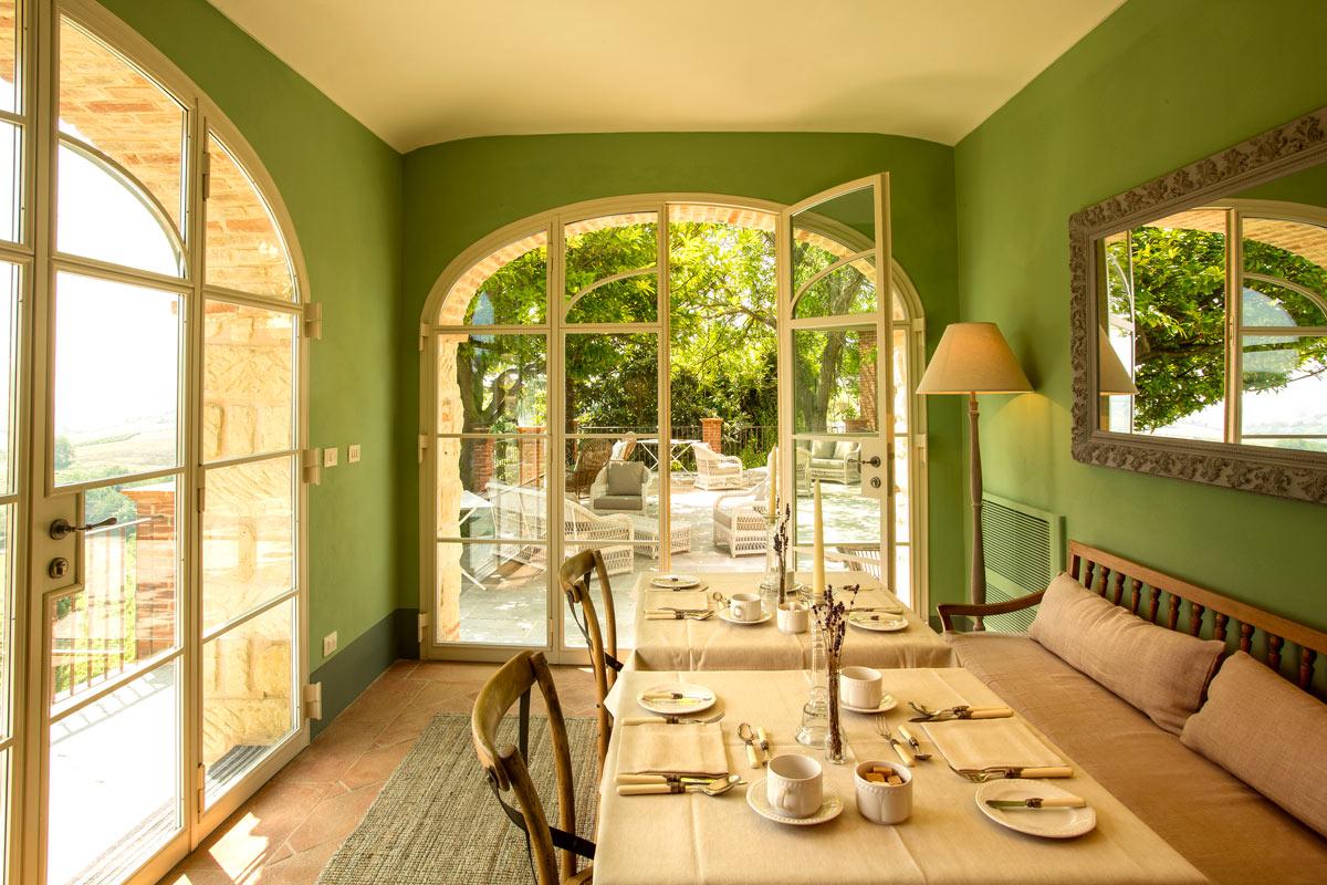 2-relais breakfast-room