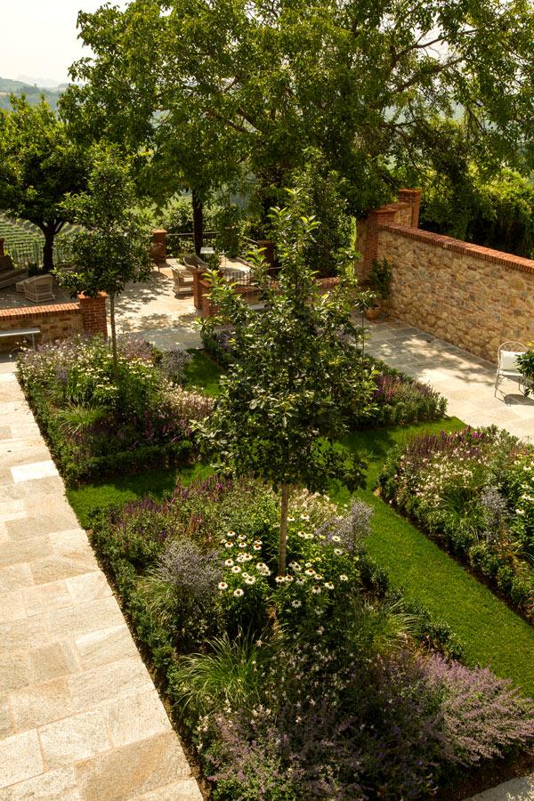 8-cortile